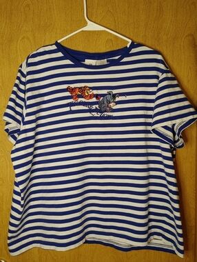Disney Winnie The Pooh T-Shirt with Blue Stripes XL
